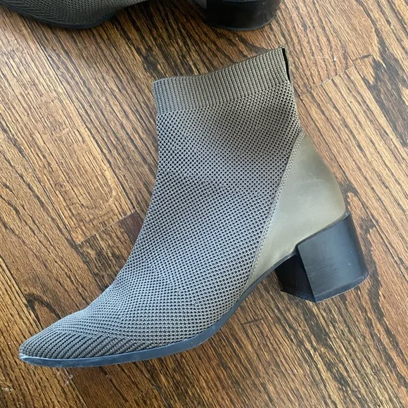 Everlane Boss Boot in ReKnit in caper green in size 8 - Picture 5 of 6